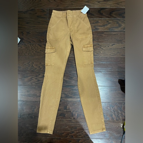 Spanx Stretch Twill Cargo Pant Honey Glow Size Medium Tall NEW - Picture 2 of 11